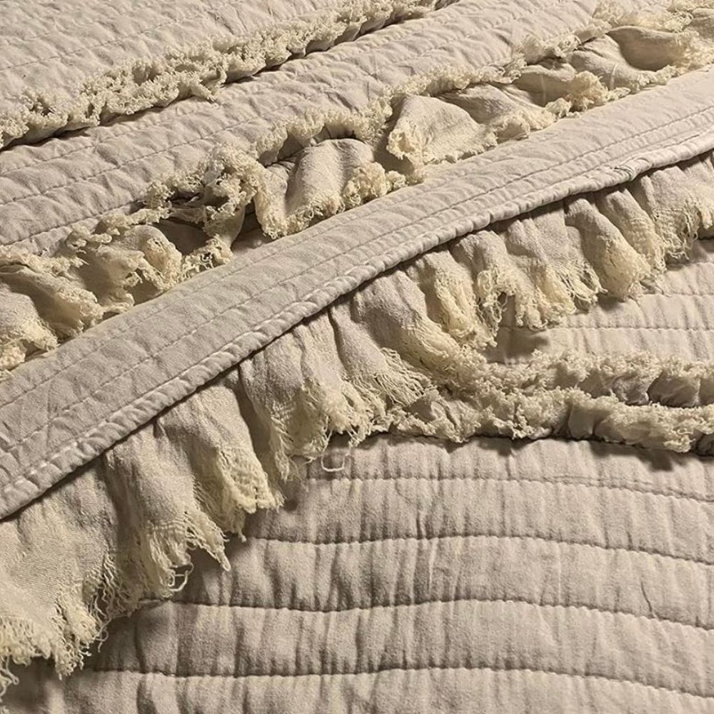 Farmhouse Throw Blanket Boho Cottage Decor Soft Decorative Beige Quilted Cover - Picture 10 of 13